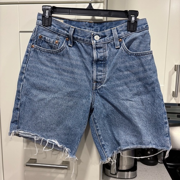 Levi’s 501 90’s women’s jeans denim shorts - Picture 4 of 8